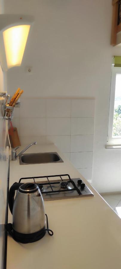 Sea Breeze Apartments With Private Beach And Boat Anchorage Stara Novalja Buitenkant foto