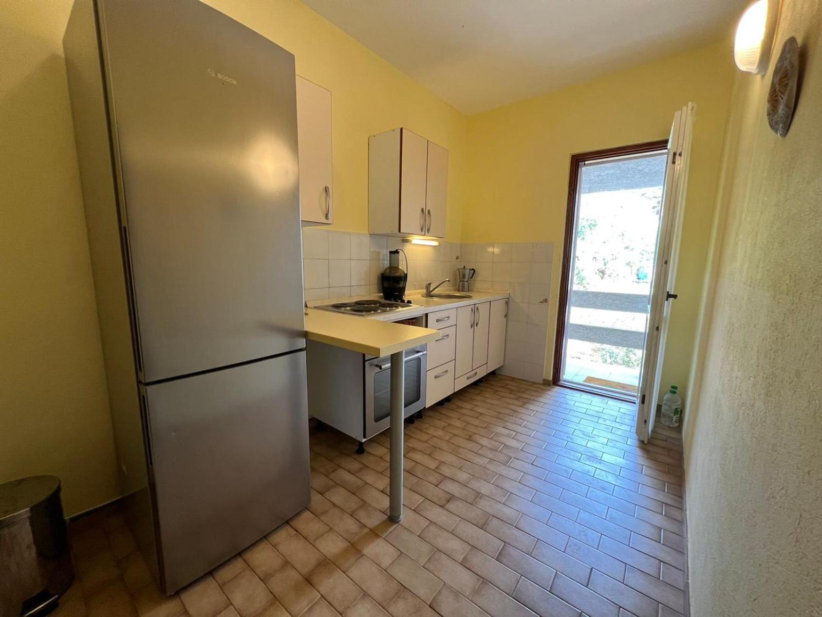 Sea Breeze Apartments With Private Beach And Boat Anchorage Stara Novalja Kamer foto