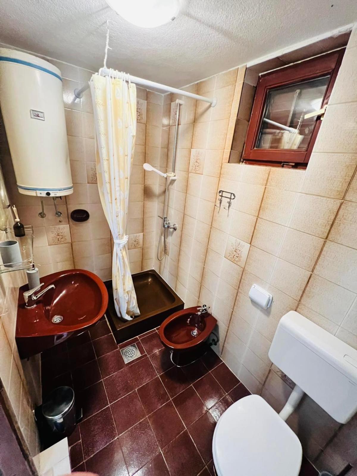 Sea Breeze Apartments With Private Beach And Boat Anchorage Stara Novalja Kamer foto
