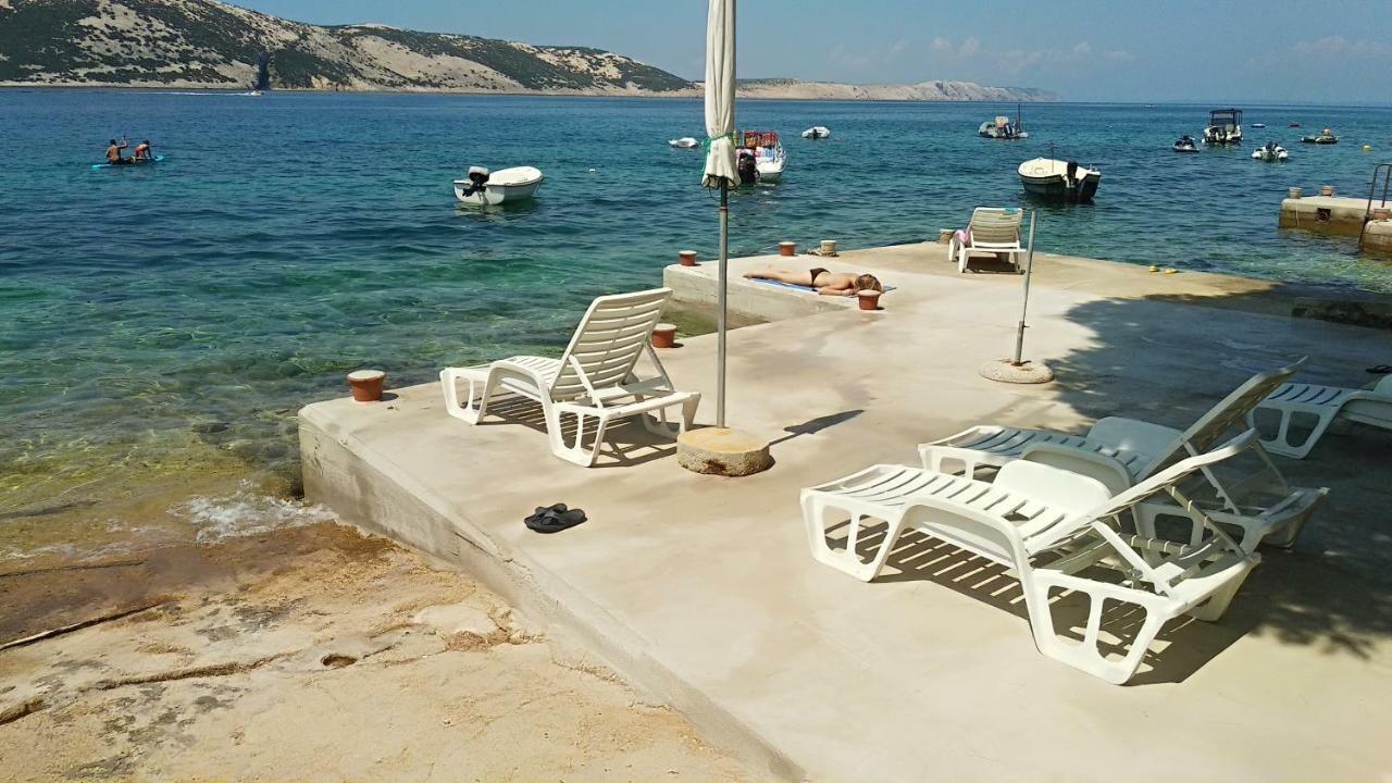 Sea Breeze Apartments With Private Beach And Boat Anchorage Stara Novalja Buitenkant foto